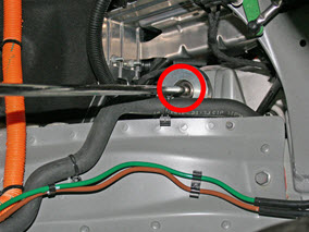 Mount - Front Drive Unit - RH (Remove and Replace) - Removal